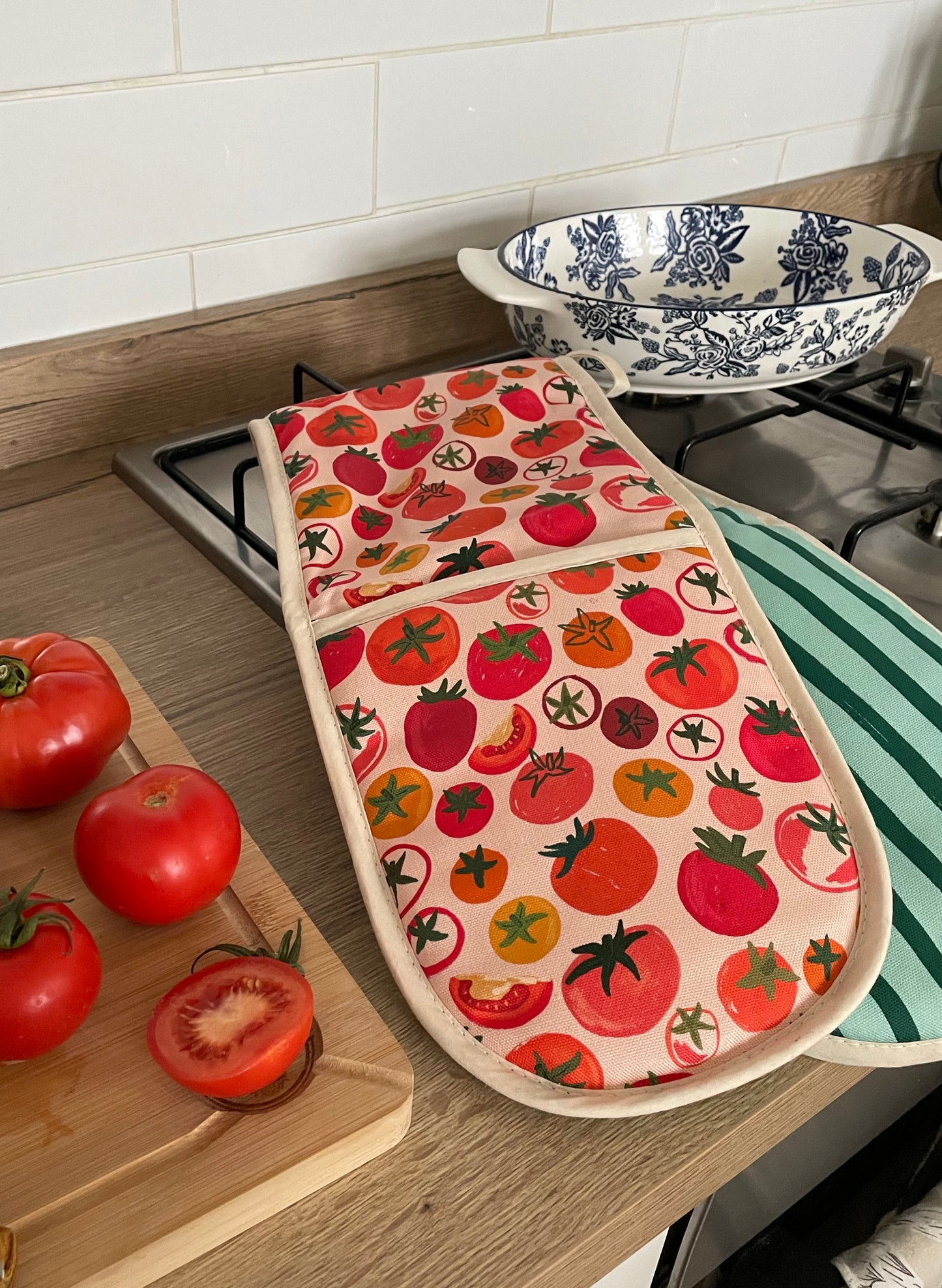 Pomodoro Tomatoes Organic Cotton oven gloves